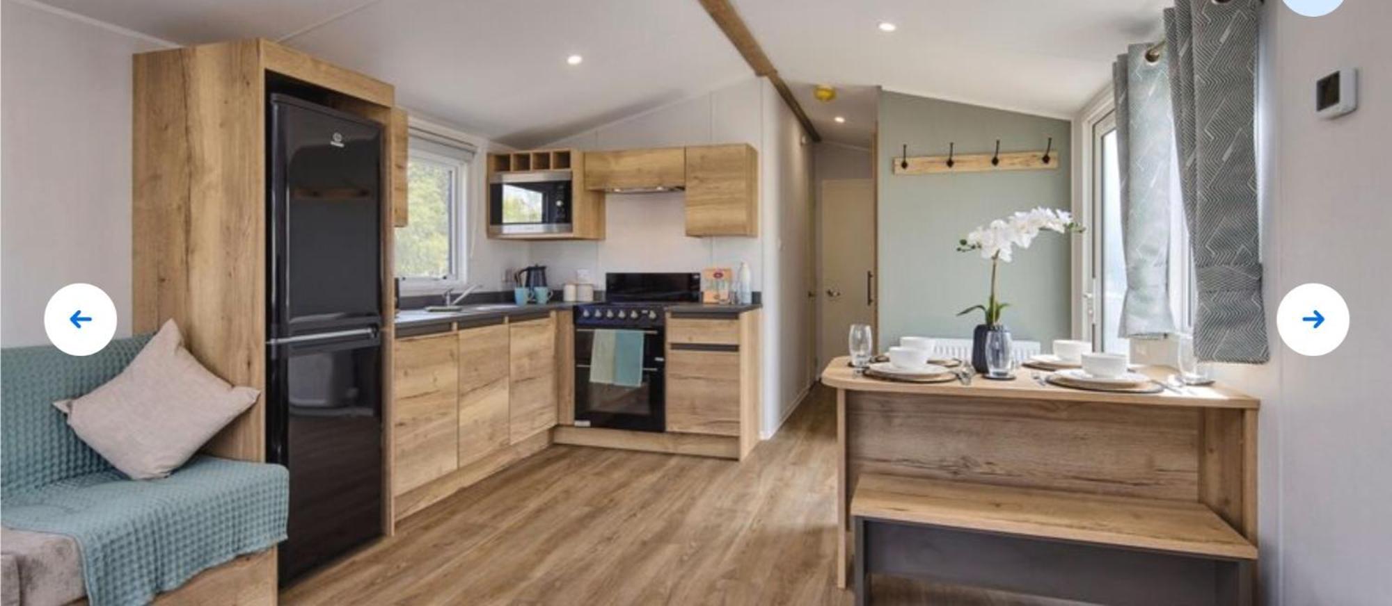 New Caravan, Isle Of White Sea View & Decking Thorness Bay Park Porchfield  Екстер'єр фото